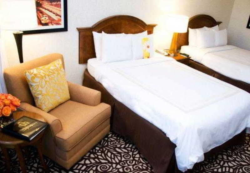 Hotel Milwaukee Marriott West Waukesha Zewnętrze zdjęcie